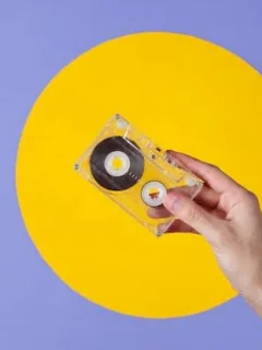 Vinyl's Comeback: Why Underground Artists Press Records in 2025 - Cover Image