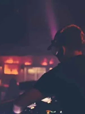 Mastering DJing: Techniques & Tips for Underground Music Enthusiasts - Cover Image