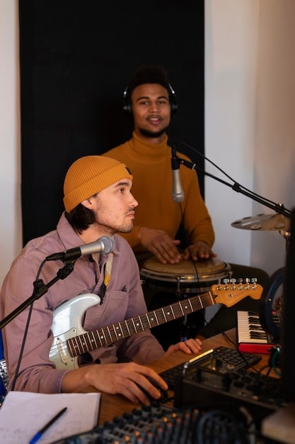 Independent Labels: Alternatives to Maximize Your Revenue